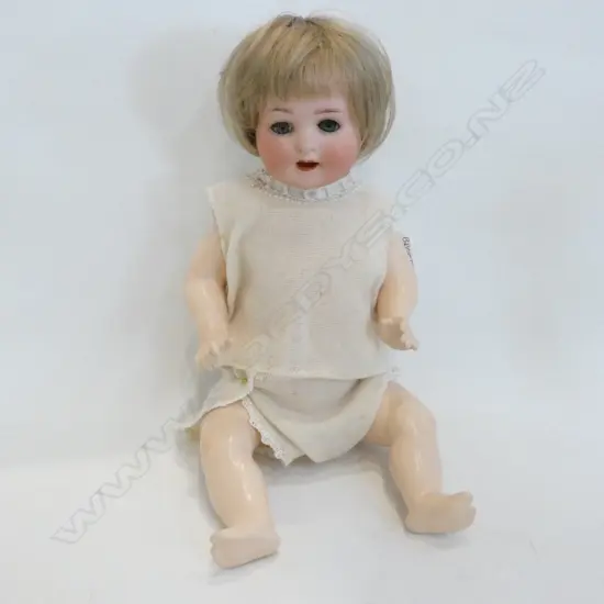 HERBACH-KAPPLE (LS) DORF CRY BABY DOLL. H. 380MM